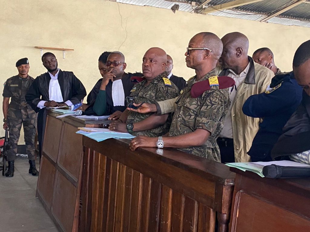 Carnage du 30 Août à Goma: le Lieutenant Général Constant NDIMA NKOGBA doit comparaître, insiste le prévenu Colonel MIKE MIKOMBE (Maître Léon MBIYA)